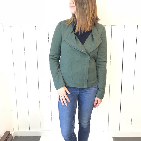 •Vince frise asymmetrical textured jacket NWT• Size S - Picture 6 of 9